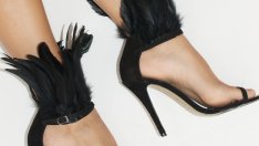 Бижу за глезени с пера