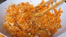 Хранене в училище