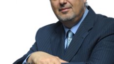 Д-р Михаил Скерлев: Силиконов бюст не може да "изгърми" в самолет