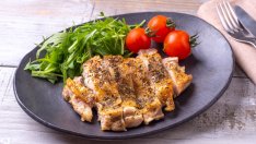 Мариновани пилешки бутчета на грил