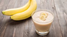 Смути с банан, което топи коремните мазнини