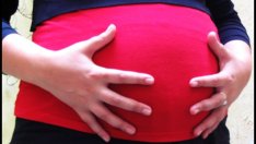 Как бременните жени могат да повлияят здравето на бебето?