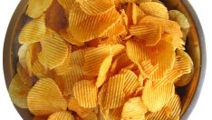 Чипс и цигари – еднакво вредни при бременност