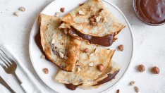 Домашен течен шоколад с лешници и еспресо