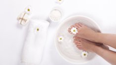 Ексфолиант за нежни стъпала със сол от Мъртво море 