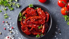 Сушени домати в еърфрайър