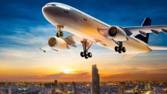 Знаете ли, че... не трябва да спите в самолет при излитане и кацане? 