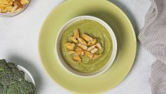 Крем супа с броколи и чесън