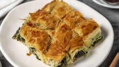 Баница със спанак и три вида сирена