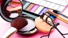 Колко токсична е козметиката ви?