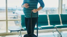 Съвети за летене със самолет по време на бременност