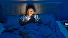 Защо се будя посред нощ? 8 причини за безсъние и техники за справяне