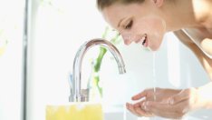 Основни стъпки за правилно измиване на лицето