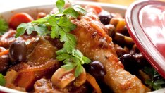 Пилешки бутчета по средиземноморска рецепта