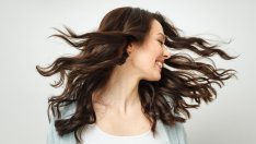 Как да използвате рициново масло за бърз растеж на косата