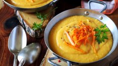 Крем супа с моркови, картофи и зелени чушки 