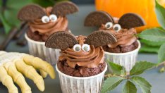 Кексчета за Хелоуин с шоколадова глазура