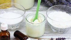 Домашни дезодорант и паста за зъби с кокосово масло 