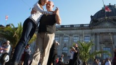 Обречена ли е връзката ни с по-млад мъж?