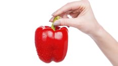 Маска за здрави нокти с червен пипер