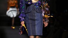 Флорални елементи във визията за есен/зима 2023/2024