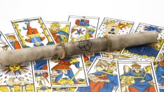 Картите таро, съответстващи на всяка зодия