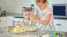 Трикове за премахване на петна от масло по дрехите