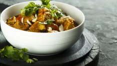 Пиле с фъстъчено масло в мултикукър 