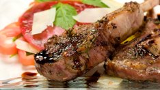 Агнешко с балсамов сос