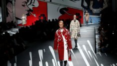 Комикси и принтове в колекцията на Prada за пролет/лято 2018