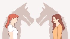 10 признака, че някой ви завижда сериозно