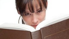 Женските мустаци провалят първата среща