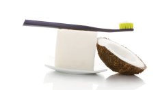 Кокосова паста за бели зъби и свеж дъх