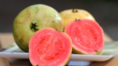 Многобройните здравословни ползи от гуавата