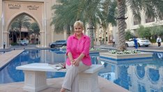 Николина Чакърдъкова празнува имения ден в Дубай