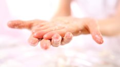 Ексфолираща маска за нокти