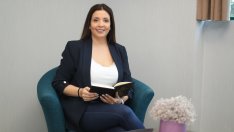 Стресът на жената в 30-те и 40-те: Как да спреш да се състезаваш с очакванията и да избереш себе си