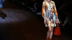 Блясък, етномотиви и еуфория от цветове за пролет-лято 2015