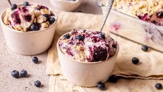 Супер здравословен чийзкейк с овесени ядки и боровинки