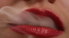 Цигара или никотинова лепенка по време на бременност?!