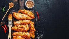 Пилешки гърди с гръцка марината