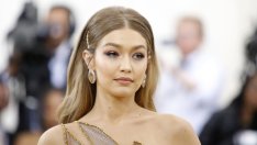 Маски за лице, които отпушват и свиват порите 