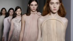 Valentino с уникална колекция за богини (галерия)