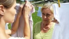 Как да се справя със зла свекърва?