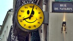 Часовници без стрелки &ndash; акцент в интериора