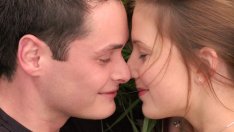 Защо повечето мъже избягват гушкането след секс