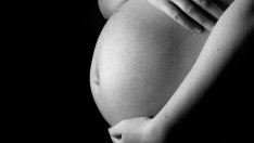 Натурална грижа срещу стрии