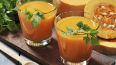 Зимни смутита за енергия и имунитет