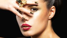 Металик ноктите – хит за 2014 година