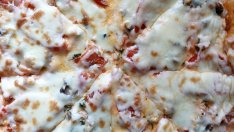 Бърза пица с тортила 